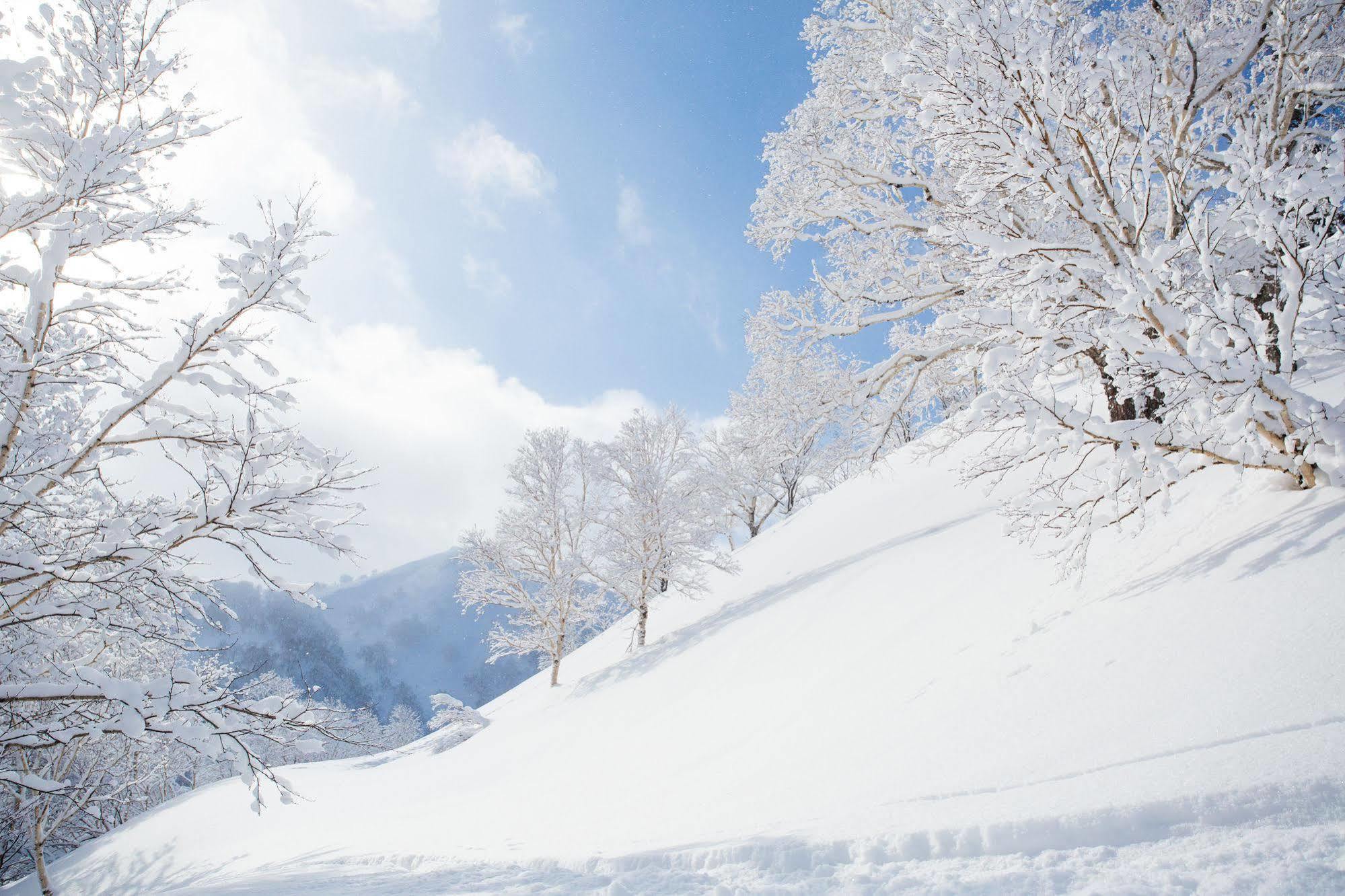 Moorea Lodge Niseko Hirafu Экстерьер фото